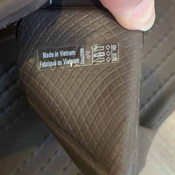 Black Men’s Strap Rubber Hiking Iconic Crocs Comfort Sandals Size 12 - Picture 10 of 11